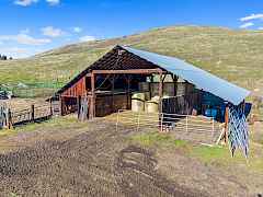 Barn