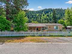 1214-Overlook-Blvd-001