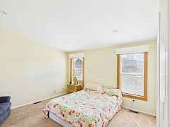 CAM03641G0-PR0038-STILL005