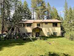 6 Exterior Backyard